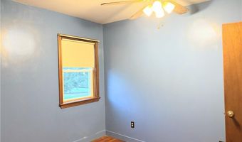 164 Bay Spring Ave, Barrington, RI 02806