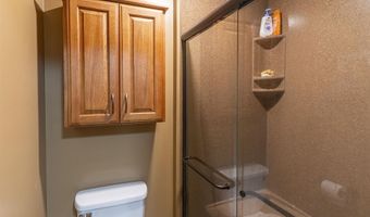 2104 Cedarcrest Ct, Arkansas City, KS 67005