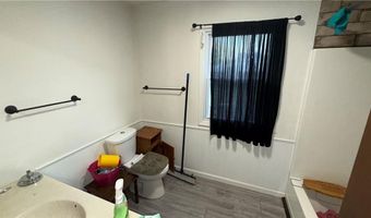 401 W Chestnut St, Archie, MO 64725