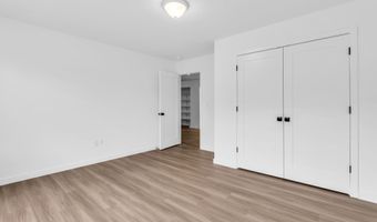 397 SOUTHERN Blvd, Bayville, NJ 08721