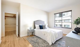 820 N POLLARD St 801, Arlington, VA 22203