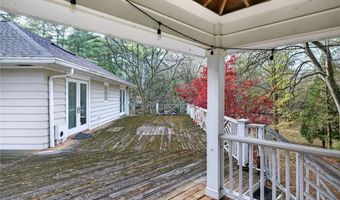 1040 Lindridge Dr NE, Atlanta, GA 30324