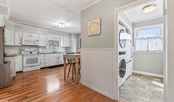 5 Webb Rd, Waterville, ME 04901