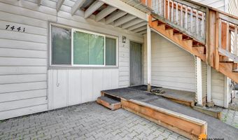 7441 Glade Pl, Anchorage, AK 99518