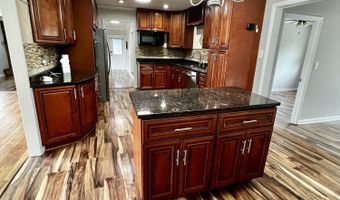 3641 Lake Shore Dr, Martinez, GA 30907