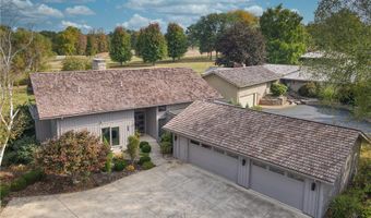 563 E Acadia Pt, Aurora, OH 44202