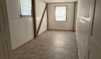 1 S Central St, Ashley, OH 43003