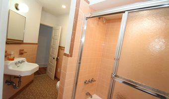 442 Main Ave, Bay Head, NJ 08742