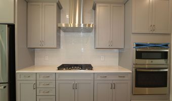 2724 Hunter Woods Dr, Apex, NC 27502