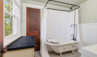536 Cherry Ave, Ashland, OH 44805