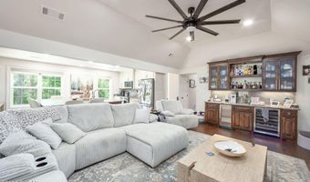 435 Bradley Ln, Bath Springs, TN 38311