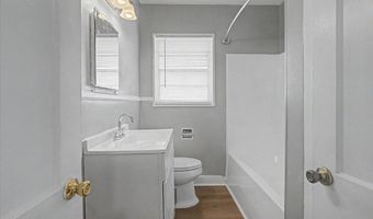 1775 Vaughn St, Biloxi, MS 39531