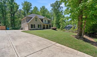 165 6th St, Auburn, GA 30011