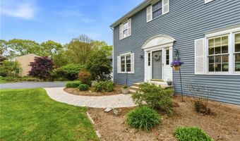 130 Village Hill Ln, North Kingstown, RI 02852