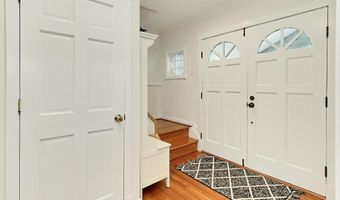 4605 VALERIE Ct, Annandale, VA 22003