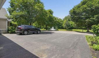 8004 Flint Run Pl 15, Columbus, OH 43235