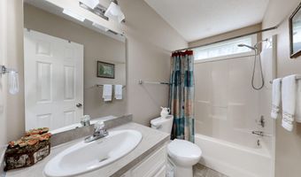 3840 Countryaire Dr, Ayden, NC 28513