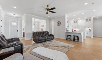 1105 SW Alleghany Ave, Bentonville, AR 72713