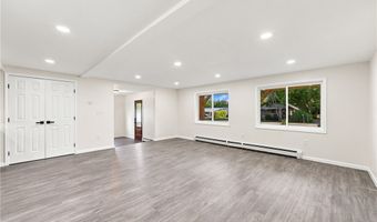789 Lake St, Angola, NY 14006
