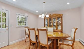 103 Hayward Rd, Acton, MA 01720