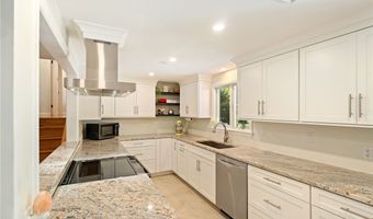 505 Cedar Ave, East Greenwich, RI 02818