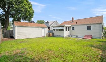 30 Stanley St, Pawtucket, RI 02861