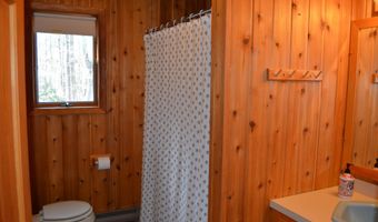 113 Iroquois Ave, Becket, MA 01223