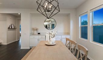 3035 Starry Night Dr, Escondido, CA 92029