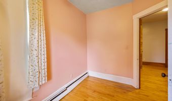 788 Union St, Bangor, ME 04401
