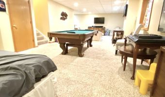 1056 Deertrail Ct, Antioch, IL 60002