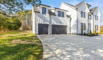 10541 E Brainerd Rd, Apison, TN 37302