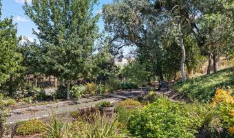 2700 E Main St, Ashland, OR 97520