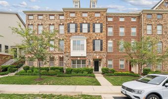 22613 NAUGATUCK Sq, Ashburn, VA 20148