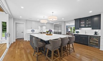 20 Martingale Rd, Amherst, NH 03031