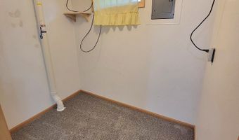 615 N 3rd St, Aberdeen, SD 57401