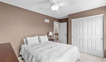 2535 Barrett Springs Dr, Ballwin, MO 63021