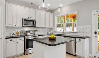 2021 Patapsco Dr, Apex, NC 27523