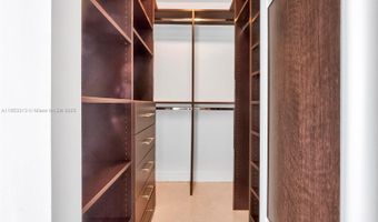 3131 NE 188th St 1-1212, Aventura, FL 33180