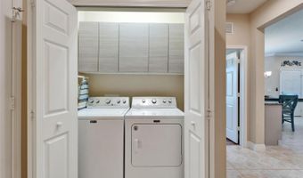 5422 SUNSET FALLS Dr, Apollo Beach, FL 33572