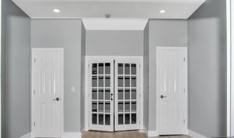 20 W 49th St, Bayonne, NJ 07002