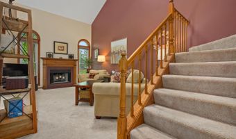 1937 N Coldspring Rd, Arlington Heights, IL 60004