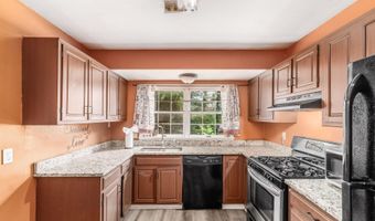 4446 Drifton Dr, Columbus, OH 43227