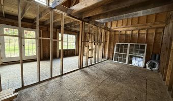 7669 Chase Rd, Albany, OH 45710