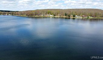 W16468 S Hilbert Dr, Armstrong Creek, WI 54103