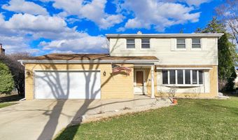357 N PIONEER Dr, Addison, IL 60101