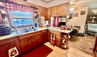 301 S High School Ave, Altamont, KS 67330
