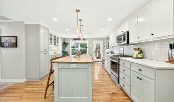 1108 Park St, Ashland, OR 97520
