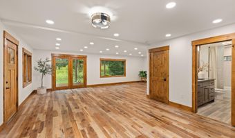 285 SPRUCE St, Alpine, WY 83128