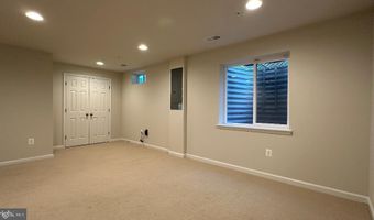 12817 RUSTIC ROCK Ln, Beltsville, MD 20705