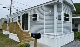 8 Second St, Beacon Falls, CT 06403